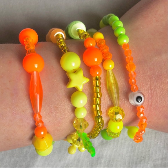 Neon Stretchy Bracelets 🐠 - Picture 7 of 8